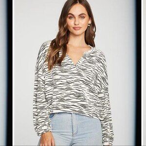 CHASER animal print  zebra pullover size XS